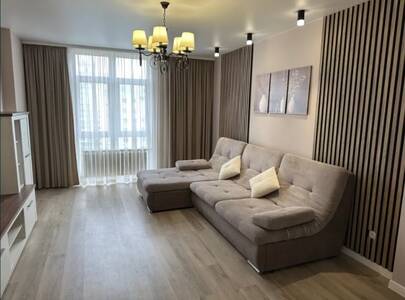 Продам 2-кімнатну квартиру, вулиця Микільсько-Слобідська, д.10, Дніпровський район, Київ