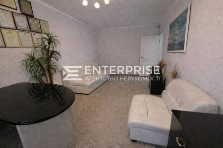 Продаж 3 к квартири, вул. Борщагівська, 8, Шевченківський район, КПІ.