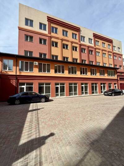 Продам торговая площадь Киев, Шевченковский, Глубочицкая ул., 17