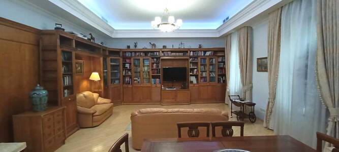 Продам 5-к квартиру Київ, Печерський, Левандовська вул., 12