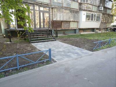 Здам довгостроково торгову площу Київ, Деснянський, Лісовий просп., 17