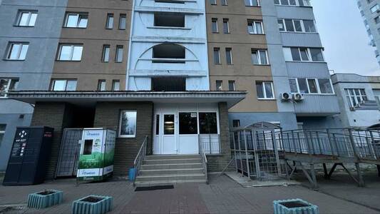 Продам 2-к квартиру Київ, Дніпровський, Краківська вул., 13