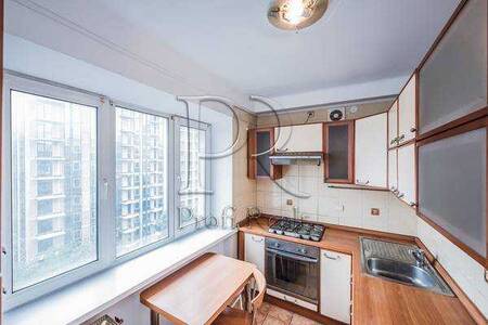 Продам 3-к квартиру Київ, Печерський, Велика Васильківська вулиця, 102