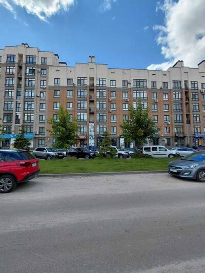 Здам довгостроково 1-к квартиру Бучанський, Софіївська Борщагівка, Петровська, 1