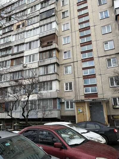 Продам 1-к квартиру Київ, Подільський, Петропавлівська вул., 6