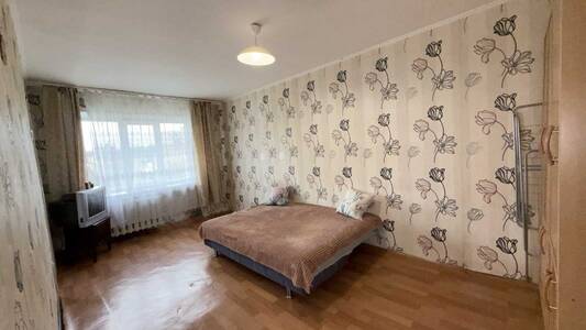 Продам 1-к квартиру Київ, Деснянський, Кубанської України  вул., 29а