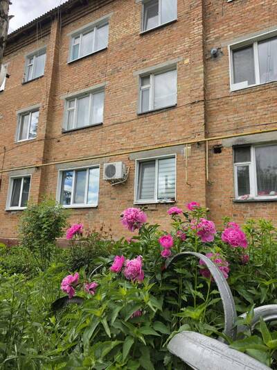 Продам 1-к квартиру Білоцерківський, Мала Вільшанка, Молодіжна