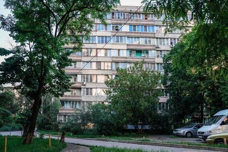 Продам 2-к квартиру Київ, Святошинський, Тулузи вул., 26
