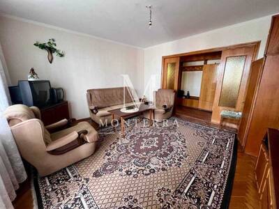 Продам 3-к квартиру Київ, Солом`янський, Стадіонна вул., 13