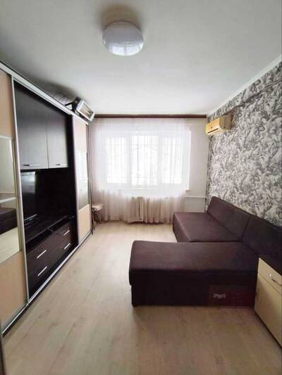Продам 2-к квартиру Київ, Солом`янський, Ушинського вул., 5