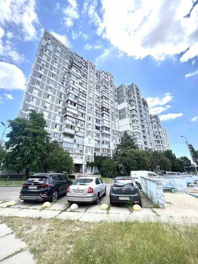 Продам 2-к квартиру Киев, Оболонский, Иорданская ул., 1а