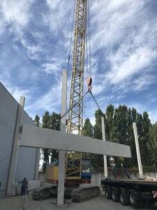 Продажа гусеничних кранів МКГ-25БР від власника.