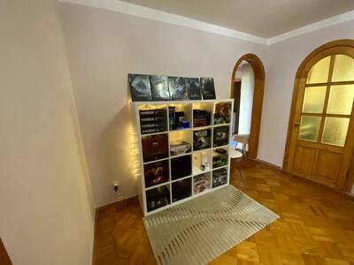 Здається чотирикімнатна квартира. Дарницький район, вулиця Срібнокільська, 22