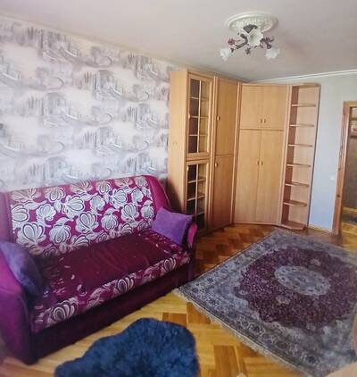 Здається однокімнатна квартира. Дніпровський район, вулиця Ентузіастів, 43