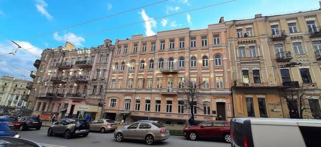 ПРОДАЖА: Окремої будівлі, м.КИЇВ