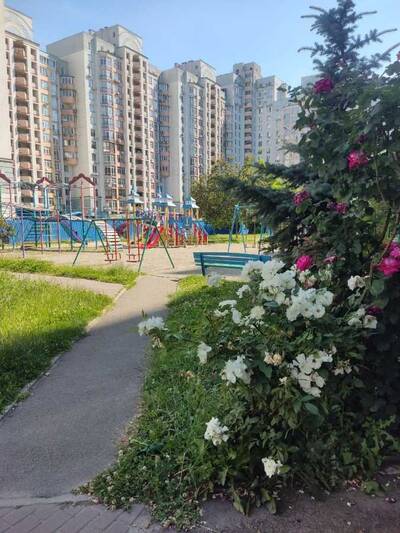 Продам 1-к квартиру Київ, Голосіївський, Михайла Ломоносова вул., 54а