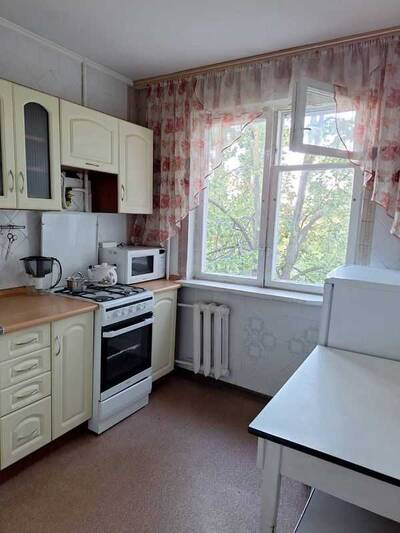 Продам 2-к квартиру Київ, Святошинський, Мрії вул., 17