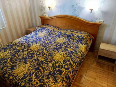 Здам довгостроково 3-к квартиру Київ, Солом`янський, Повітряних Сил просп., 17