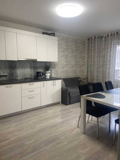 Продам 2-к квартиру Київ, Оболонський, Балтійський пров., 5