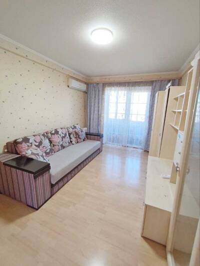 Продам 3-к квартиру Київ, Дніпровський, Плеханова вул., 4а