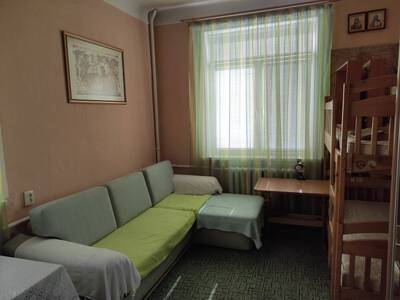 Здається довгостроково (від 2-х років) квартира/кімната на Печерську, вул. М.Бойчука 17/10