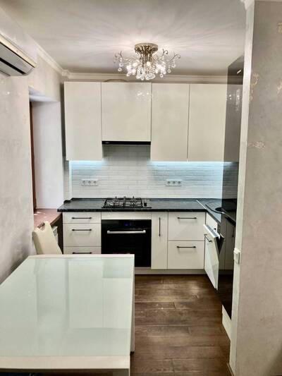 Продам 2-к квартиру Київ, Шевченківський, Бориса Житкова вул., 3