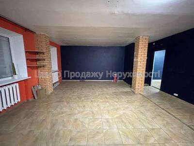 Продаж 2-кімн. квартири, 56 м², 1/5 пов., Київ – вигідна пропозиція!