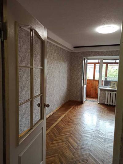 Продам 1-к квартиру Київ, Солом`янський, Тополева вул., 6