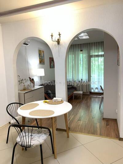 Продаж 2-кімн. кв., 46 м², 5/6 пов., Київ — чудовий варіант для життя!