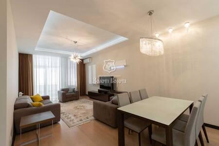 Продам 3-к квартиру Київ, Печерський, Лесі Українки бульв., 7Б