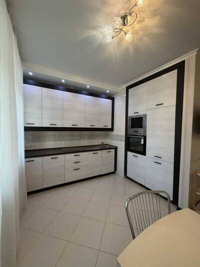 Продам 1-к квартиру Київ, Дарницький, Анни Ахматової вул., 22