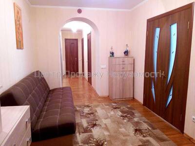 Продаж 3-кімн. квартири, 1/14 поверх, 84 м², Київ