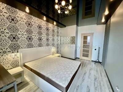 Продаж квартири 2-кімн, Київ, 53 м², 19/25 поверх