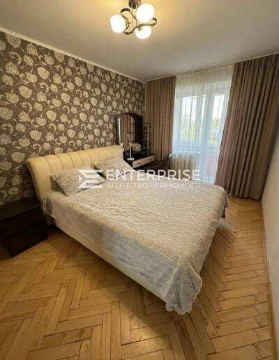 Продаж 2к квартири, 46 м², вул. Борщагівська, Солом\'янський р-н