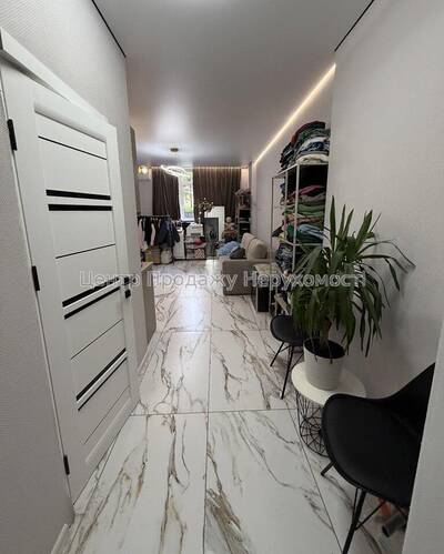 Продаж 1-кімн. кв., 27 м², цоколь/11 эт., ЖК Метро Парк, Київ – вигідна пропозиція!
