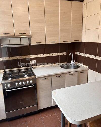 Продаж 2-кімн. квартири 67.4 м², 4/5 эт., Київ – чудовий вибір для життя!