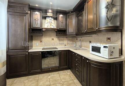Продаж 2-кімн. квартири, 6/16 пов., 54 м², Київ.