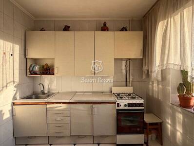 Продам 2-к квартиру Київ, Деснянський, Володимира Маяковського просп., 25