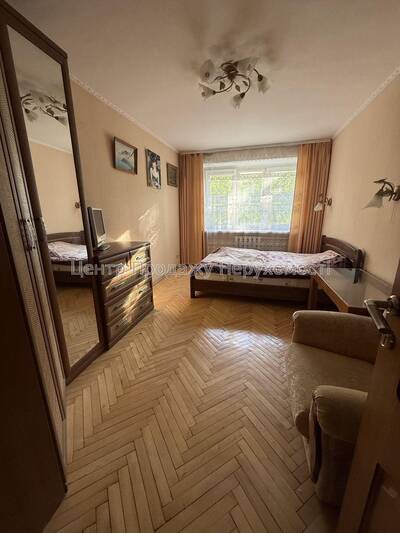 Продаж 2-кімн.квартири 44,5 м², Київ, 2/5 пов. Відмінна пропозиція!