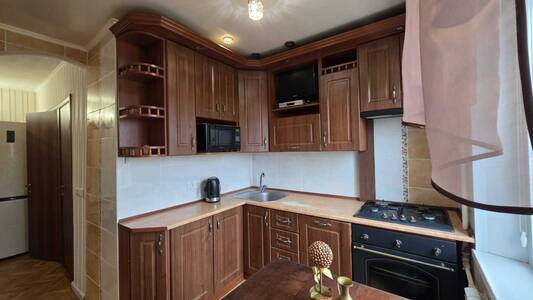Продам 3-к квартиру Київ, Святошинський, Леся Курбаса просп., 12Б