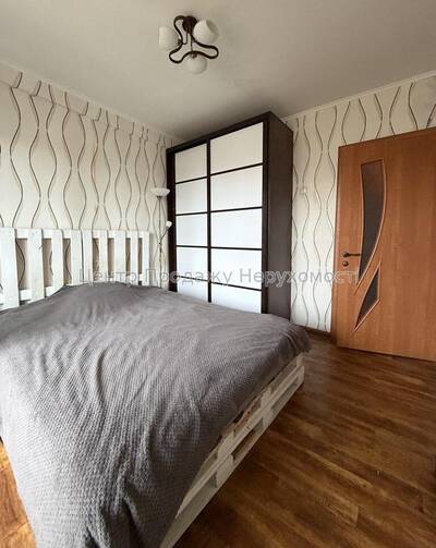 Продаж 2-кімн. квартири, 9/9 пов., 42.6 м², Київ – чудовий варіант для життя та інвестицій!