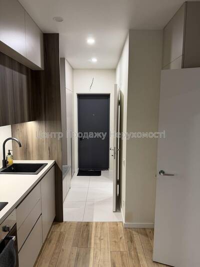 Продаж 1-кімн. кв. 33 м², 2/21 пов., ЖК Метрополія Дарниця, Київ.