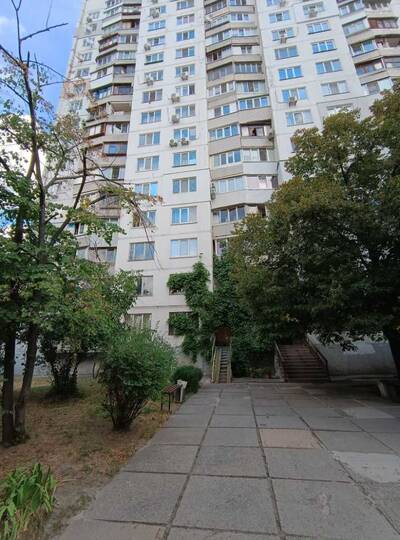 Продам 1-к квартиру Київ, Святошинський, Зодчих вул., 44