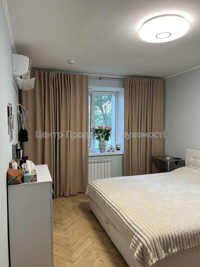 Продаж 3-кімн. квартири 80 м², 1/14 пов., Київ. Відмінне розташува