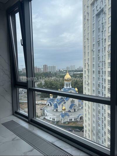 Продаж 2-кімн. кв. 68м², 14/34 эт., ЖК Метрополіс, Київ – комфорт та стиль у центрі міста!