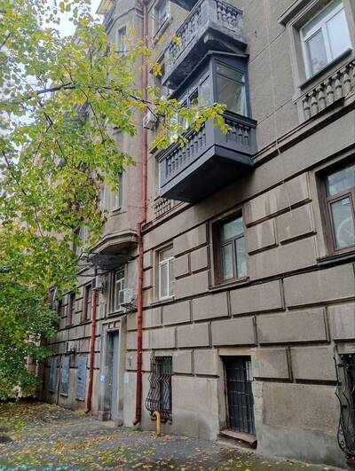 Продаж 2 кім. квартири на Богдана Хмельницького (історичний центр)