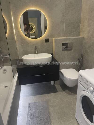 Продаж 2-кімн. квартири 42 м² в ЖК Нова Англія, 5/16 пов., Київ!