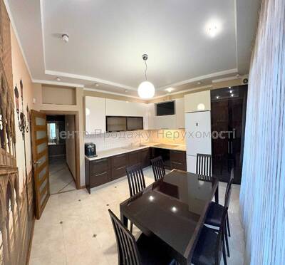 Продаж 1-кімн квартири 56 м² на 5 поверсі в ЖК Новопечерські Липки, Київ!