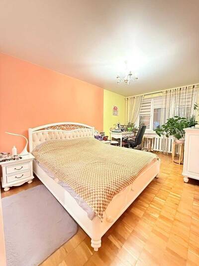 Продам 1-к квартиру Київ, Оболонський, Оболонський просп., 14А