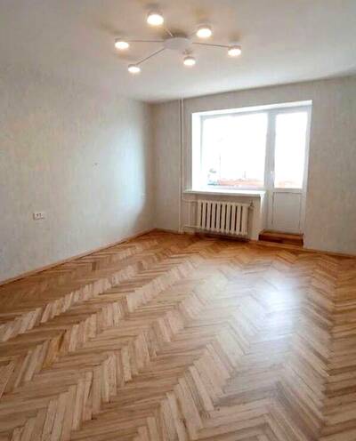 Продам 2-кімнатну квартиру, вулиця Ірпінська, д.7, Бровари, Білгород-Дністровський район